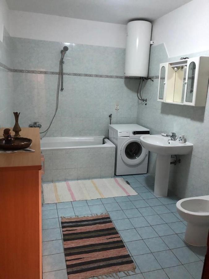 Francis Appartements Pakoštane Buitenkant foto